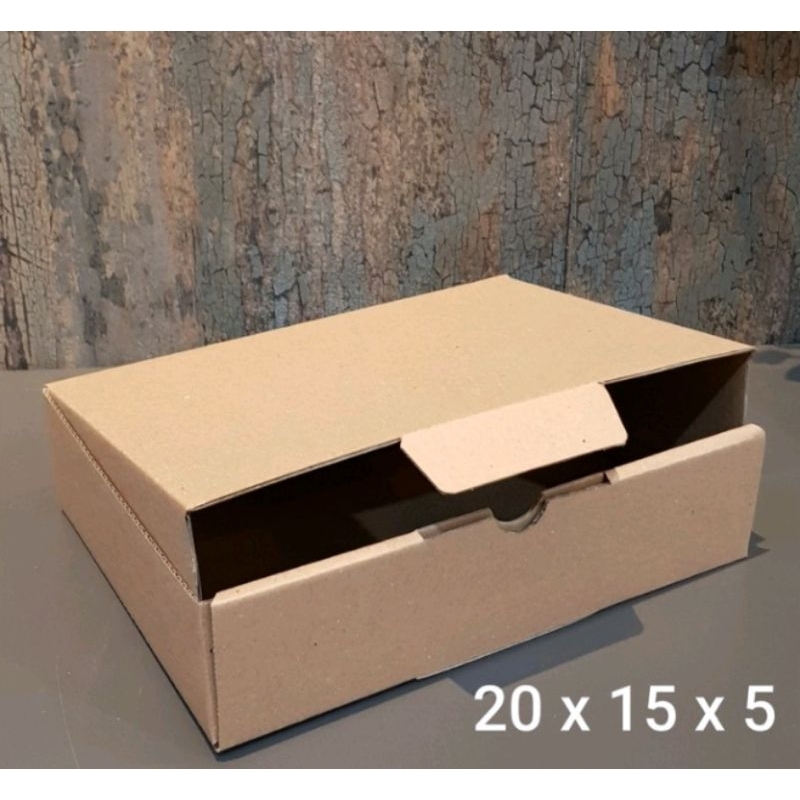 

Kardus Box Karton 20x15x5cm untuk packing/ kemasan, kotak kue, aksesoris.