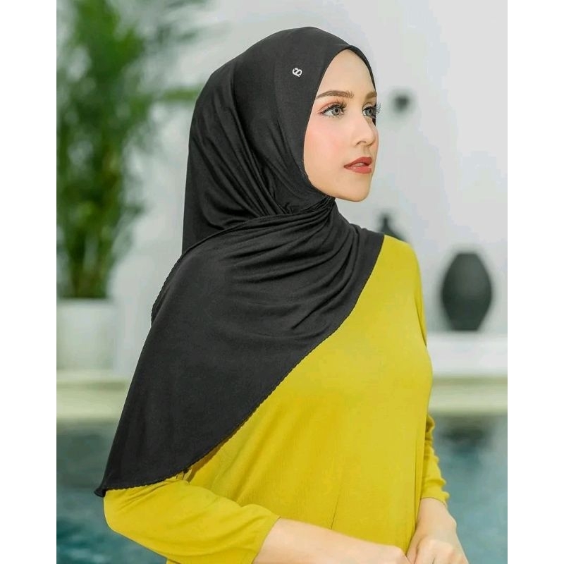 Everyday Slip On Jersey Buttonscarves