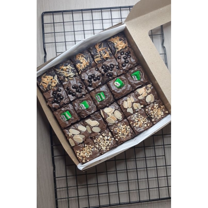 

Fudgy Brownies Size 20x20