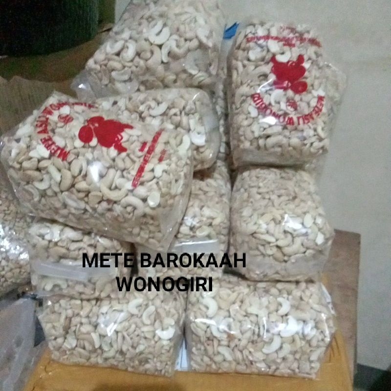 

Kacang MEDE/Mete WONOGIRI MENTAH BELAH 2 & 4 BAGIAN (CAMPUR)