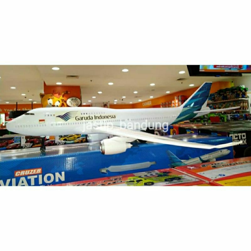 Cruzer Aviation Garuda Indonesia / Cruzer Aviation First To Fly / Cruzer Pesawat Garuda Indonesia / 