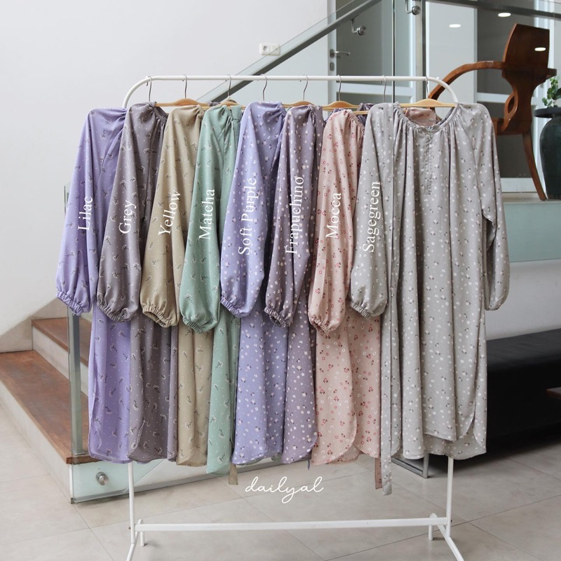 Daisy Tunik