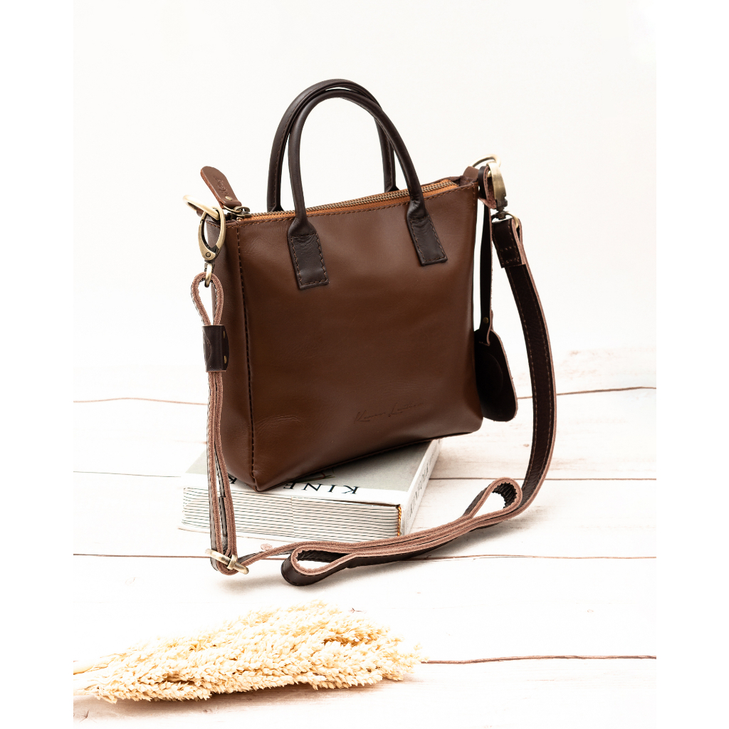 Kenes Leather Sling Bag Wanita Tas Selempang Kulit Asli RENGGANIS Two Tone - Free Grafir Nama