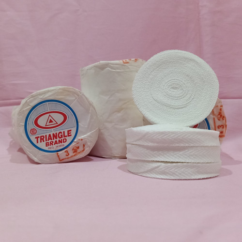 Fast_Buying Pita Pundak / Pita Triangle - Putih/ Hitam / Veterban Triangle