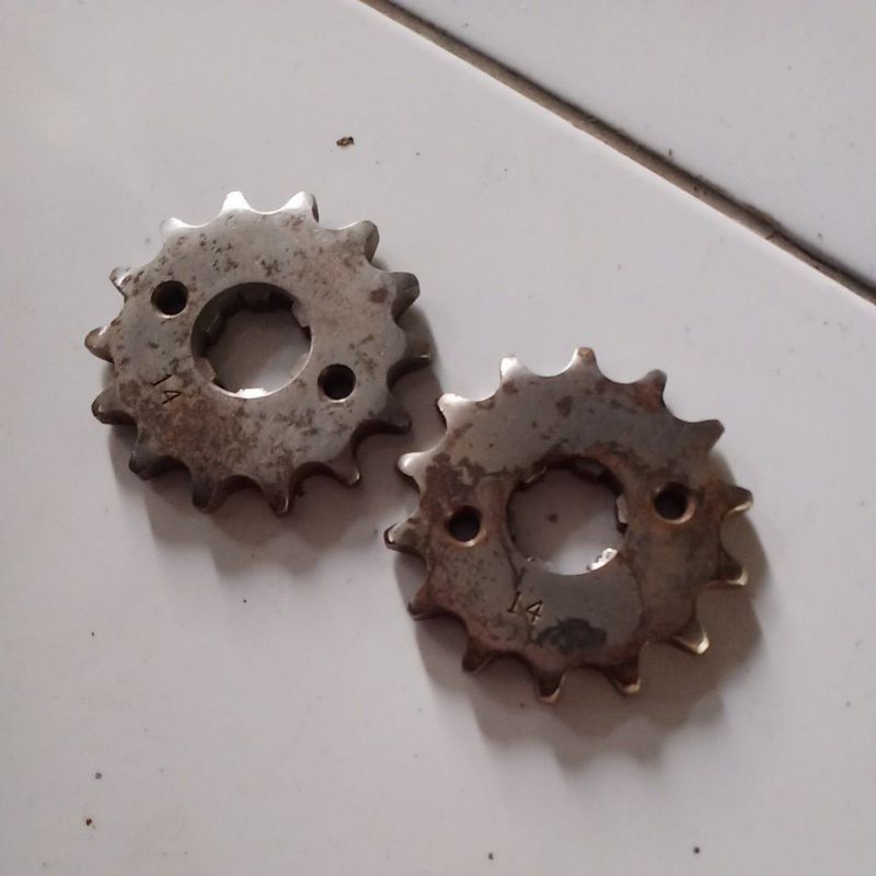 gear depan atau gear rantai depan Verza Megapro cb