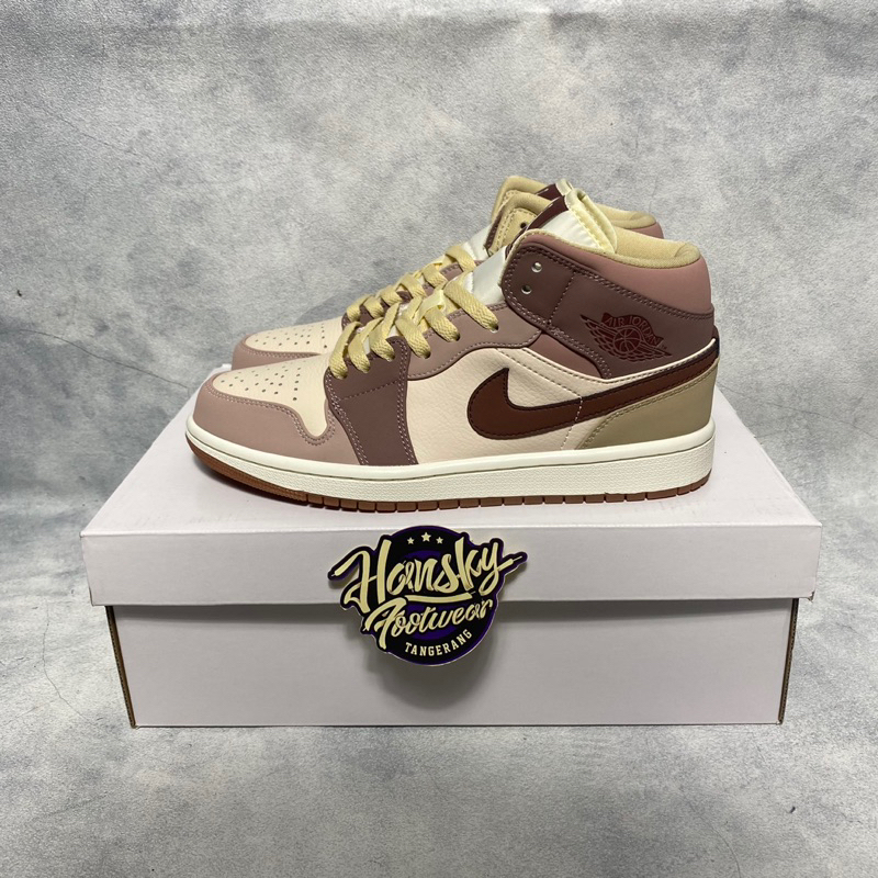 Jordan 1 Mid SE Dark Pony Smoky Mauve