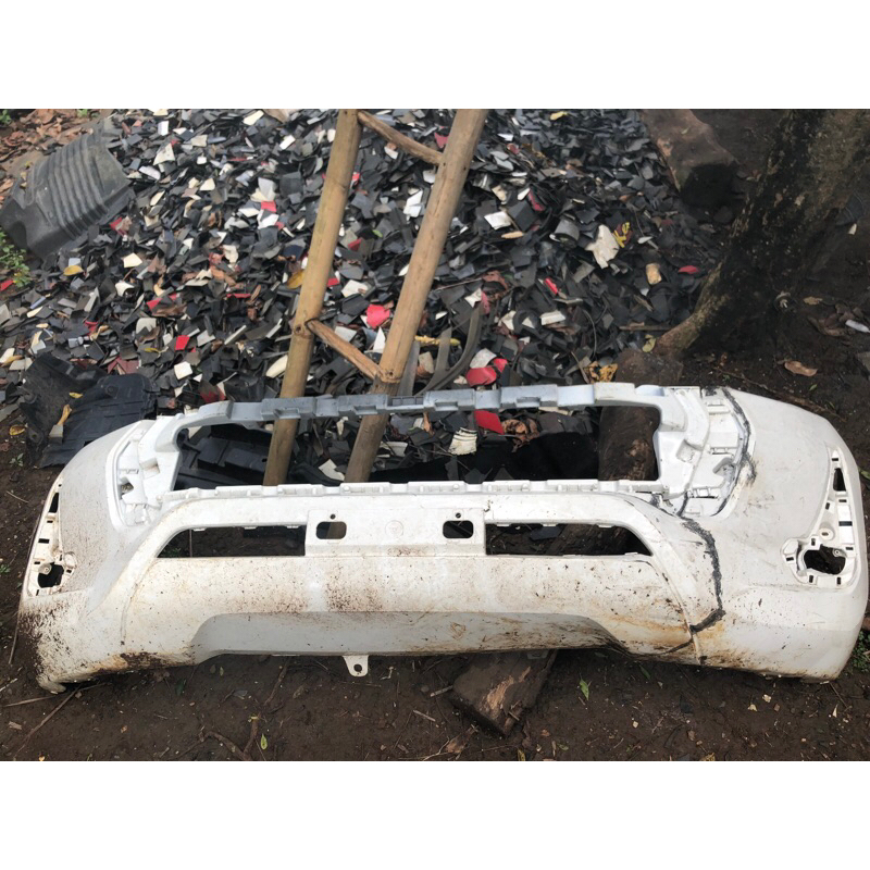 bumper depan hilux rocco