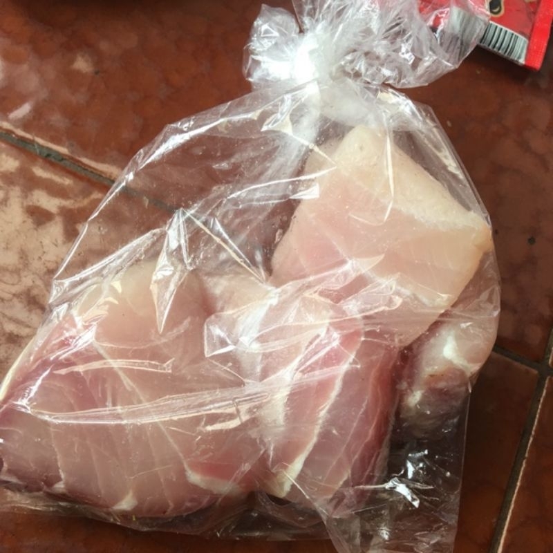 

Ikan tuna / bungkus