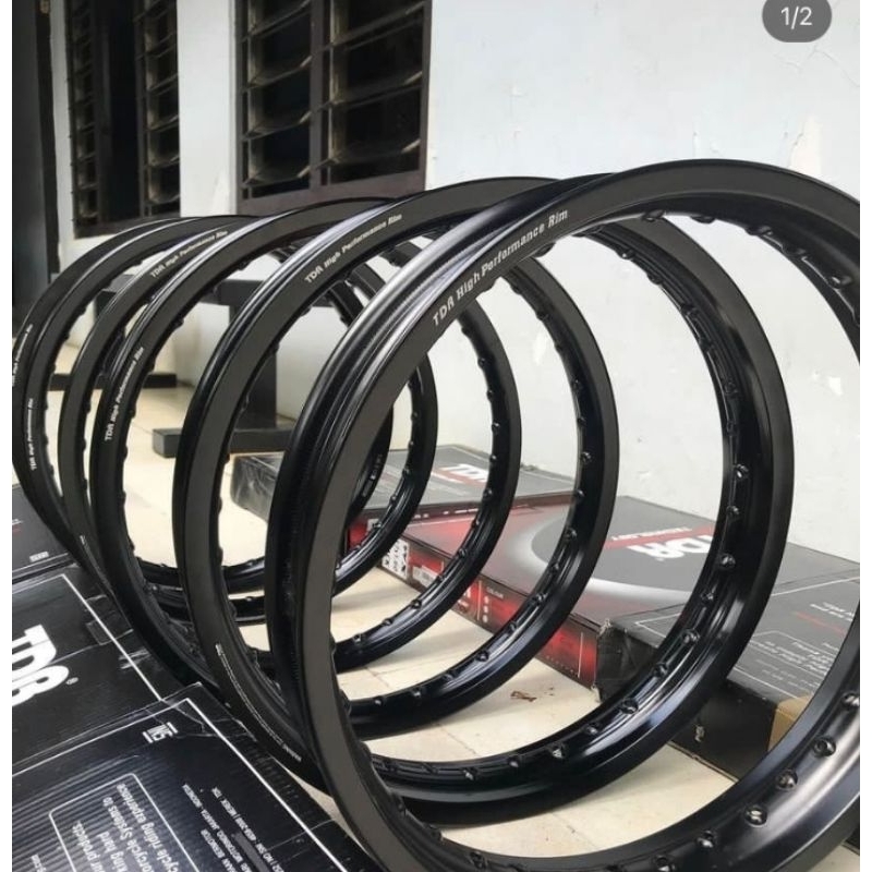 velg TDR hitam gilap hitam glossy uk 140, 160 (ring 17)
