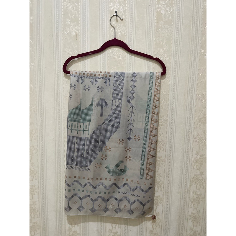 preloved dongson scarf ria miranda voal original