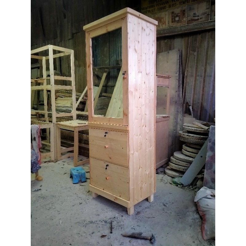 Lemari pakaian kayu jati belanda