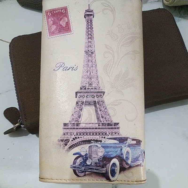 Dompet Lipat Paris Preloved