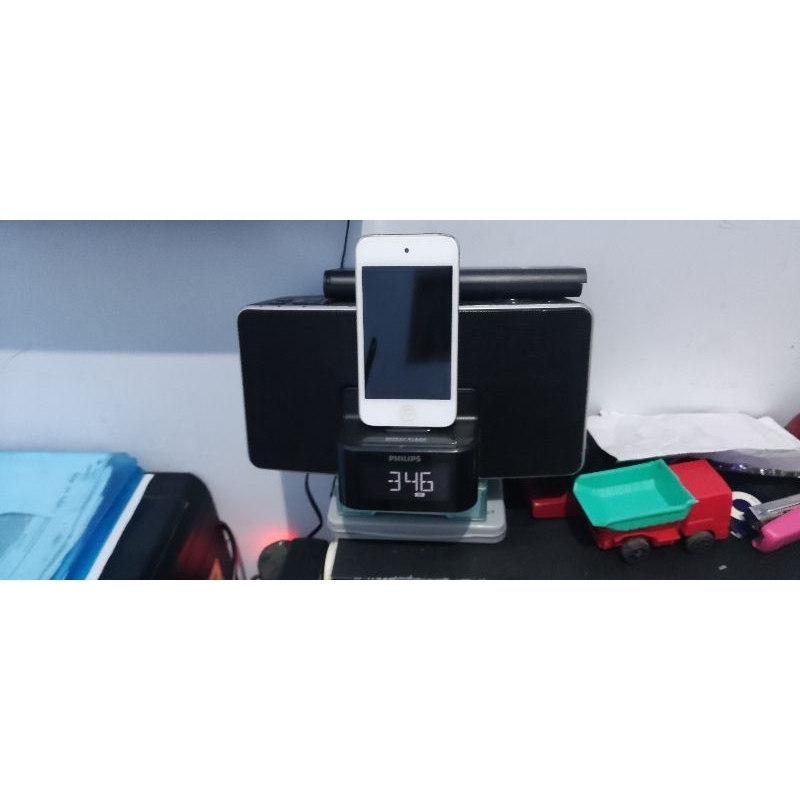 Phillips Radio dan Musik Iphone