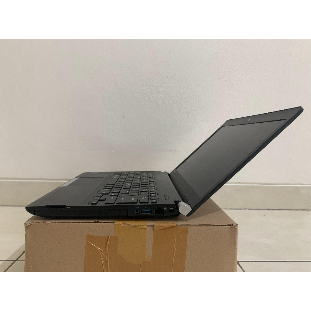 Laptop-Murah-Toshiba Dynabook-R734-Corei3Gen4-Ram4G-SSD128GB-Kamera-DVD-Design-Gaming-Slim-Win10-Siap Pakai