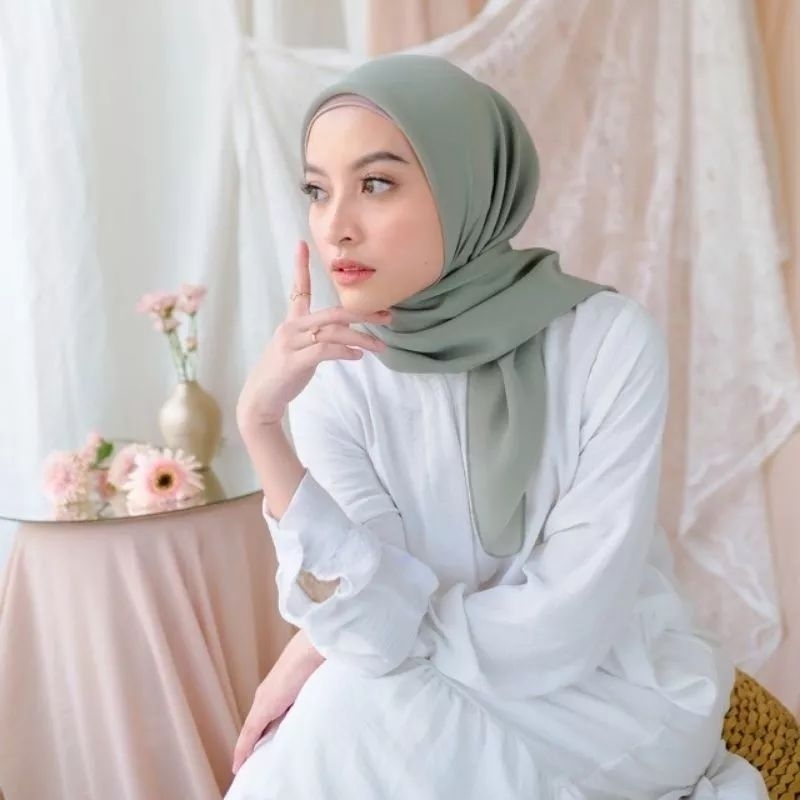 BELLA SQUARE SAGE SOFT