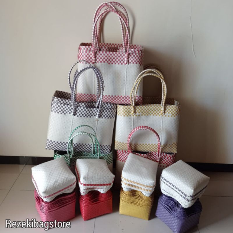 Tas Keben Set 4 Bahan Plastik Kaca / Tas Anyaman Jumbo Isi 4 Besek