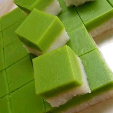 

Talam ketan pandan 20x10