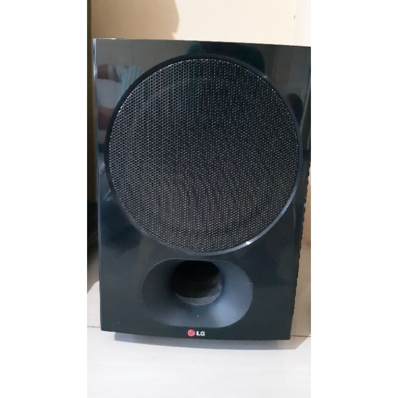 Subwoofer LG Home Theater DH6340