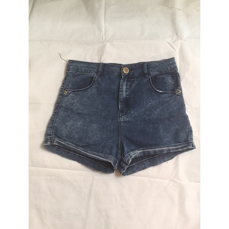 CELANA PENDEK BERSHKA SECOND