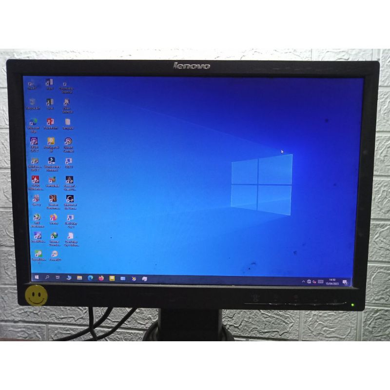 Monitor Lenovo LT1952pwD 19 " inch Refresh Rate 75Hz DisplayPort DVI VGA D-Sub • Layar PC Komputer P