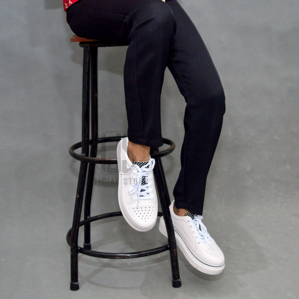 Sepatu Wanita Hazana sepatu sneakers wanita sepatu putih korea sepatu sekolah original sepatu cewek kekinian import Sneaker Korean Style