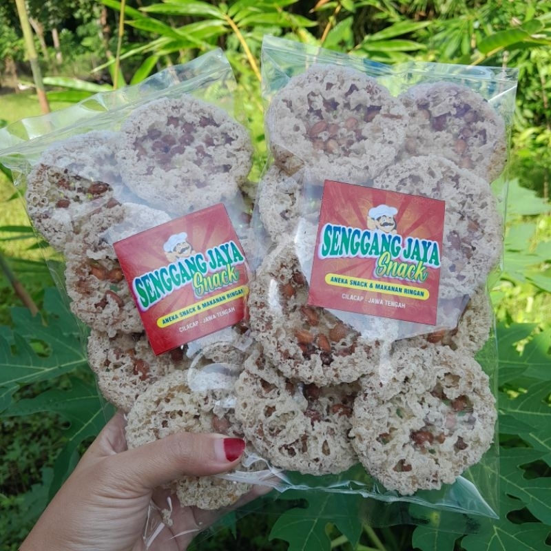 

Peyek Kacang