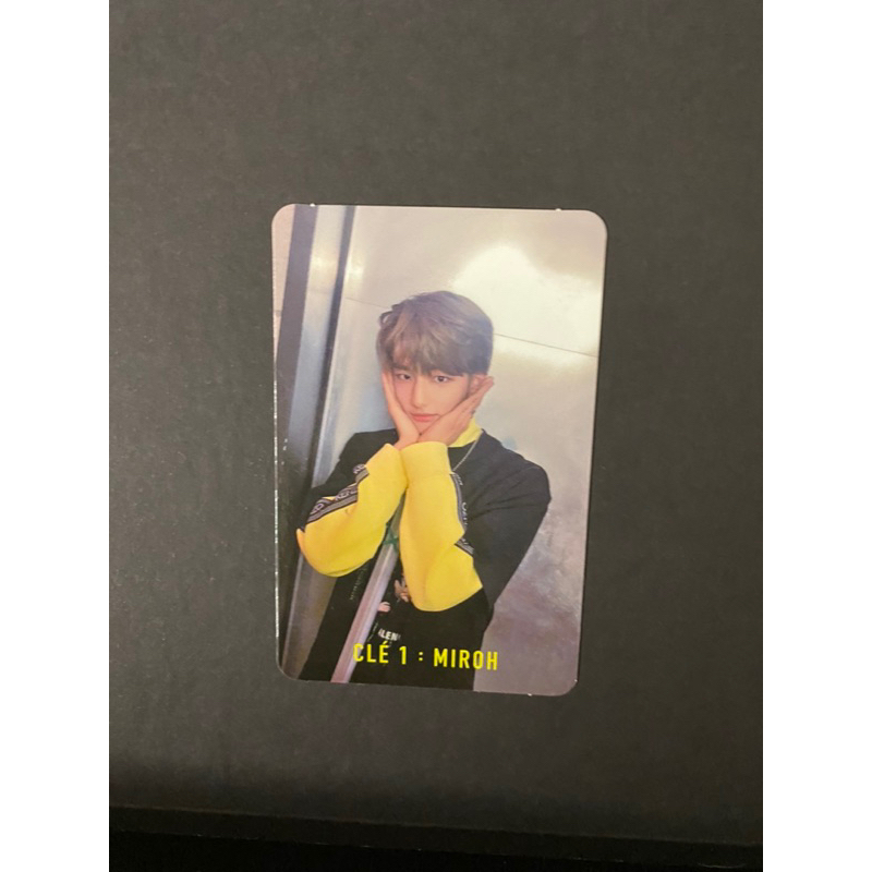 miroh photocard hyunjin