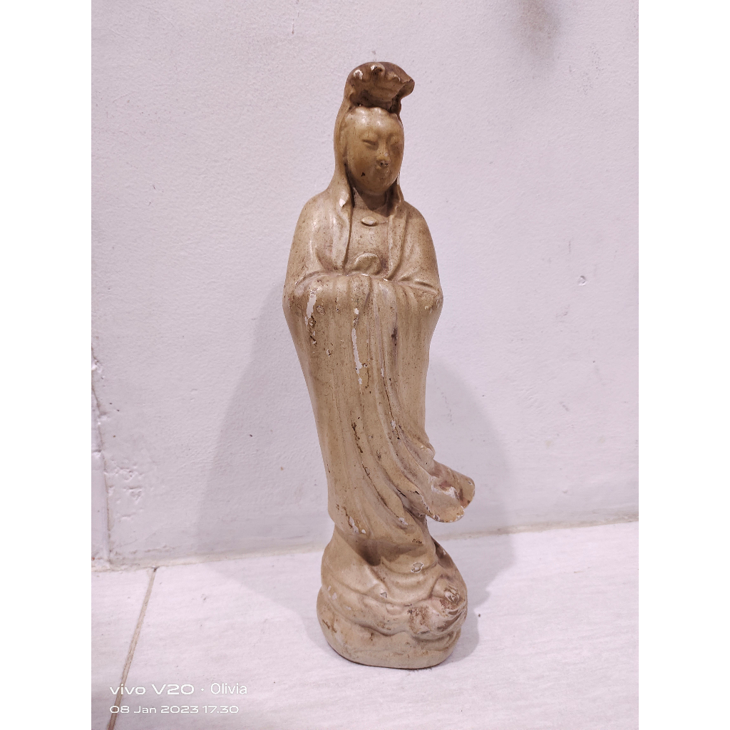 Patung Dewi Kwan Im Fiber Peninggalan Kuno Jadul Antik