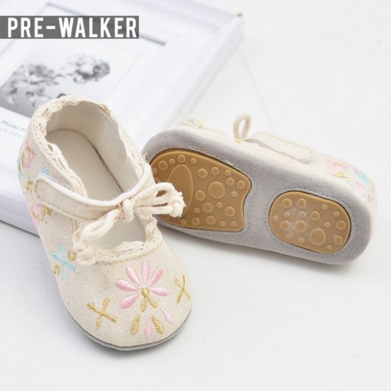 Sepatu prewalker