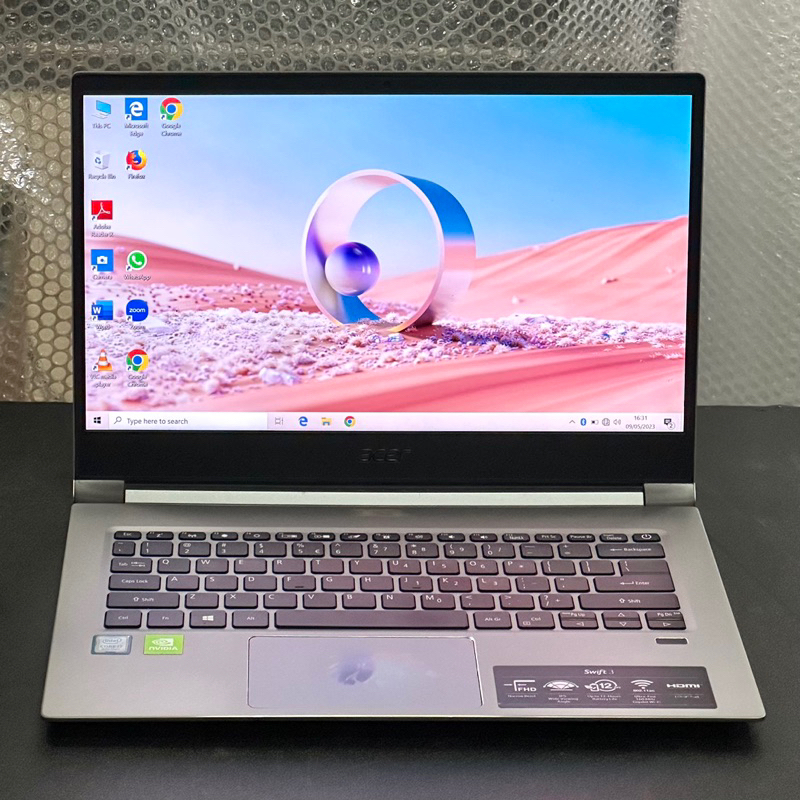 Laptop Acer Swift 3 SF314-55G Core i7-8565U SSD NVIDIA MX250 2GB 14inch FHD Second