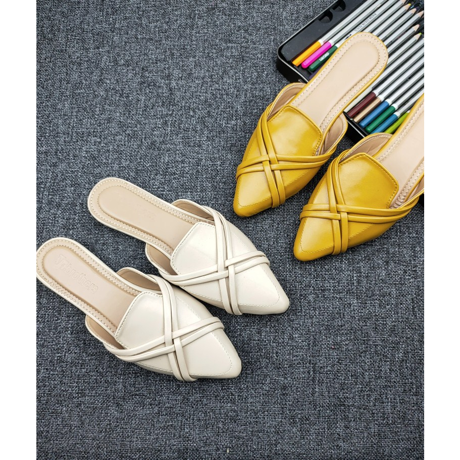 Sepatudari Karin Gisela Flatshoes Wanita