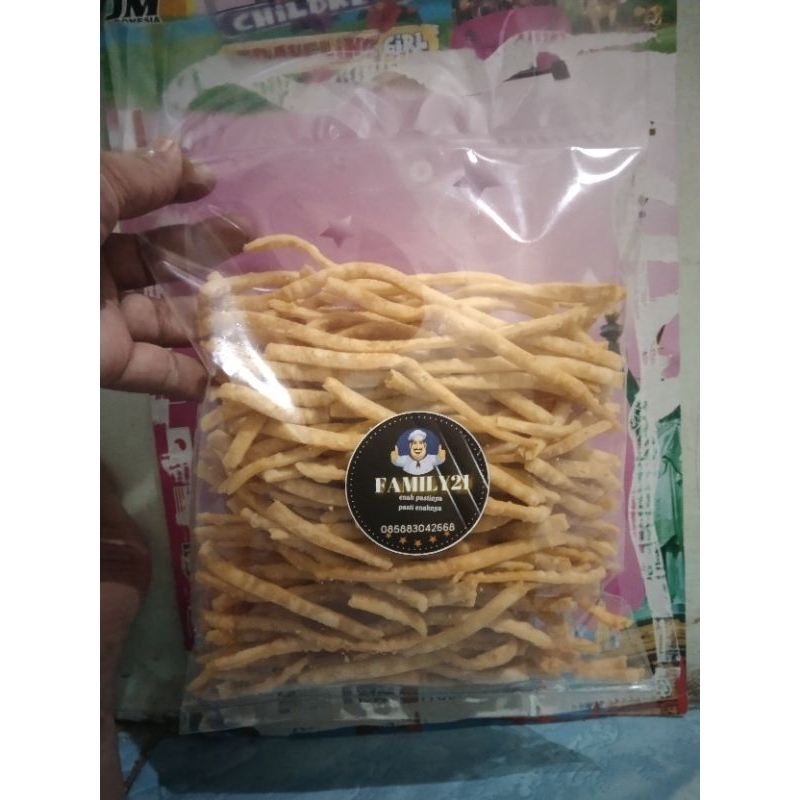 

kripik bawang dan stik bawang