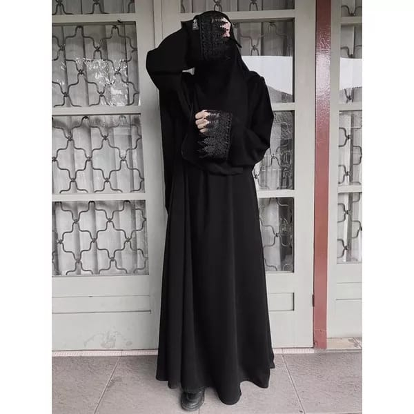 ABAYA FATIAH HITAM RENDA DIBAGIAN TANGAN CANTIK TREND MUSLIMAH