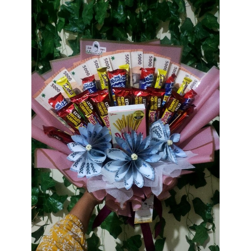 

Snack & Money Bucket