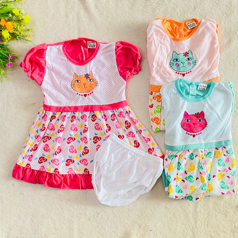 Dress Newborn 3 4 5 6 7 8 9 Bulan -1Tahun gaun baby motif Free celana Dalam ( Dress NB CAT ROSE )