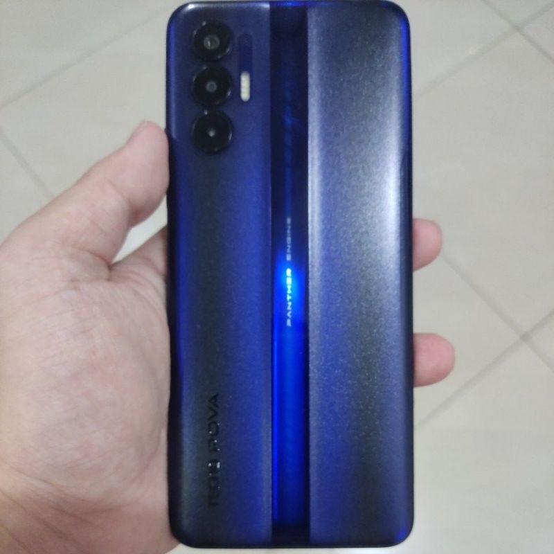 Tecno Pova 3 (6/128) RGB Electric Blue Second Mulus 99,9%