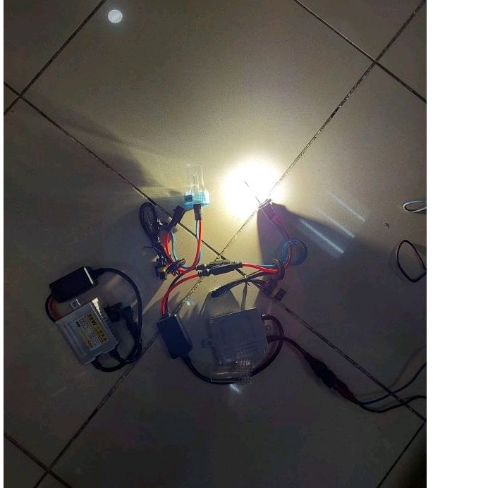 Bola lampu Set HID mobil H7