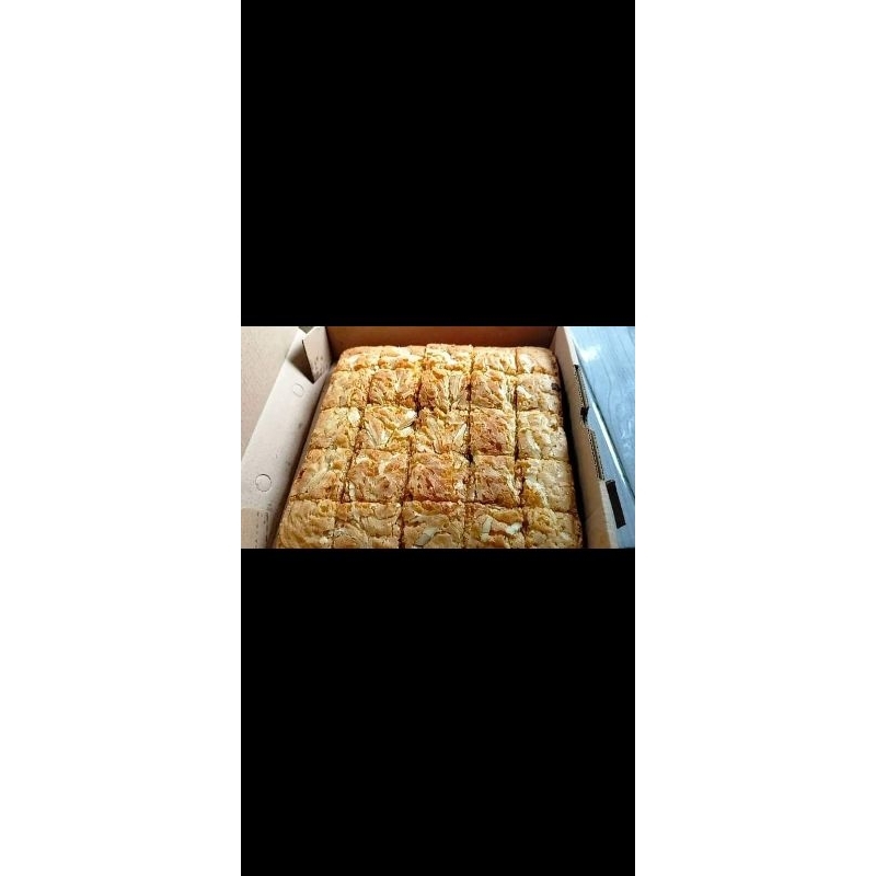 

brownis batik legend
