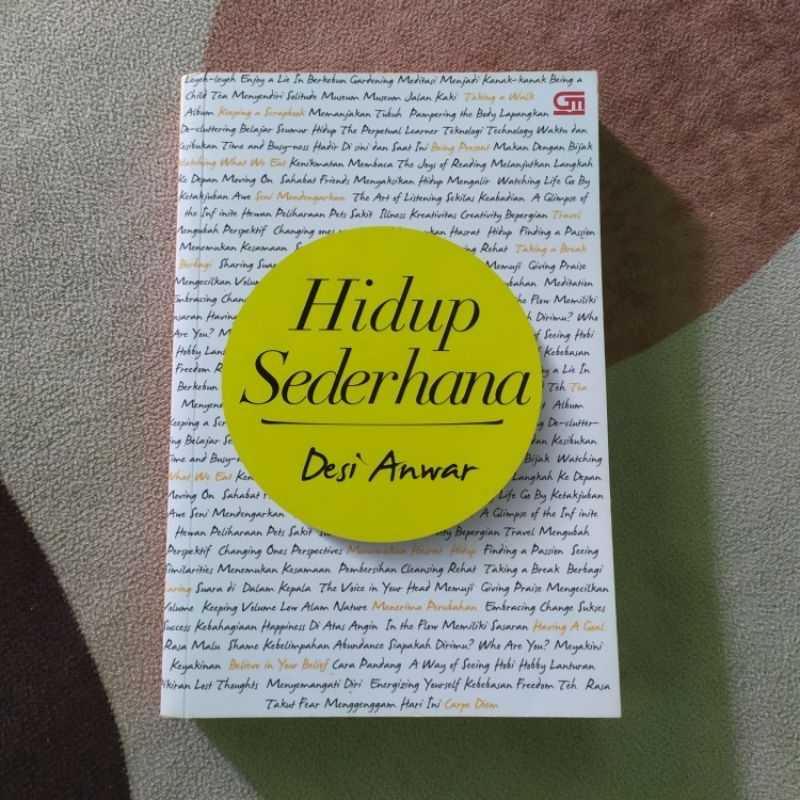 Hidup Sederhana - Desi Anwar (Preloved)