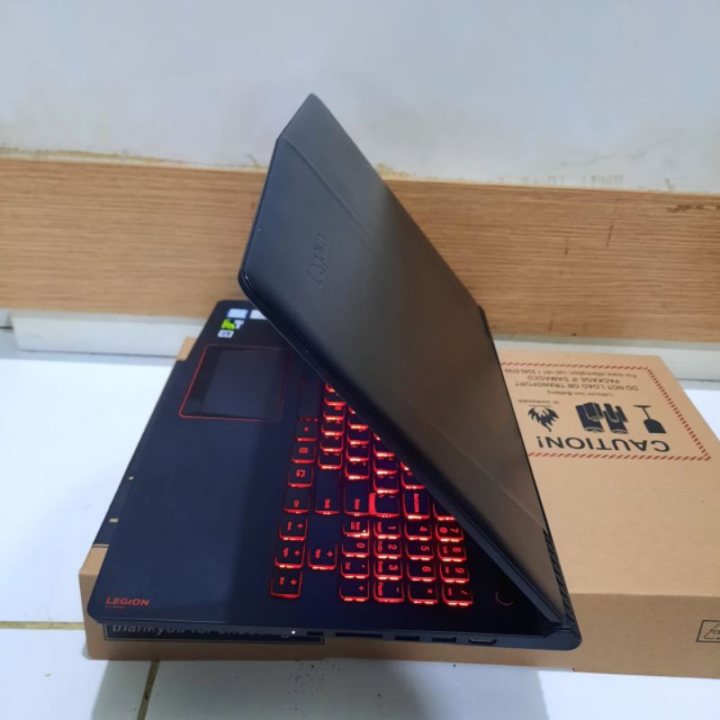 Laptop Lenovo Legion Y520 Core i7-7700HQ Ram 8Gb  Nvidia Geforce GTX 1050 4GB Keyboard Backlight, Super Gaming, Editing