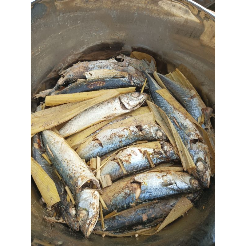 IKAN SALEM PINDANG CUE UTUH Sumayyah Food Bekasi Makanan Siap Saji (Kirim Instant)