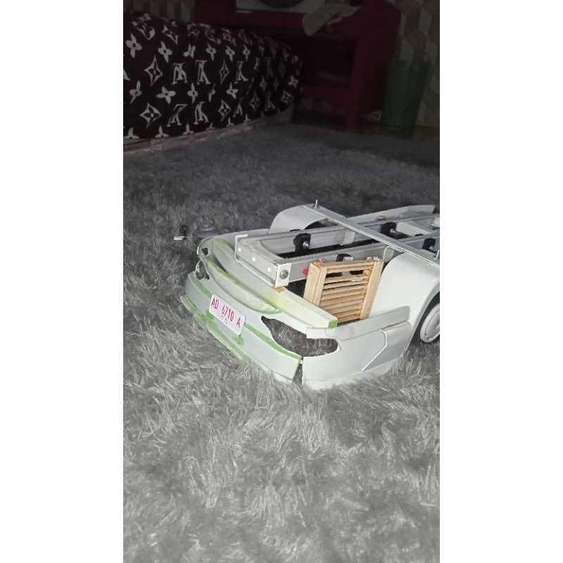 bemper belakang (bokong semok) miniatur truk sekala 14