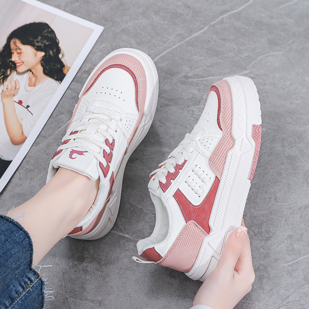 Sepatu Cewek Modis Fashionable Import Sneakers Warna Putih Nyaman Dipakai Original Sepatu Wanita Bertali