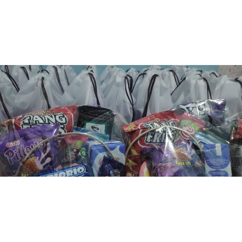 

(PAKET MURAH) /parsel ulang tahun / ORDER 50 GRATIS 4 PARSEL