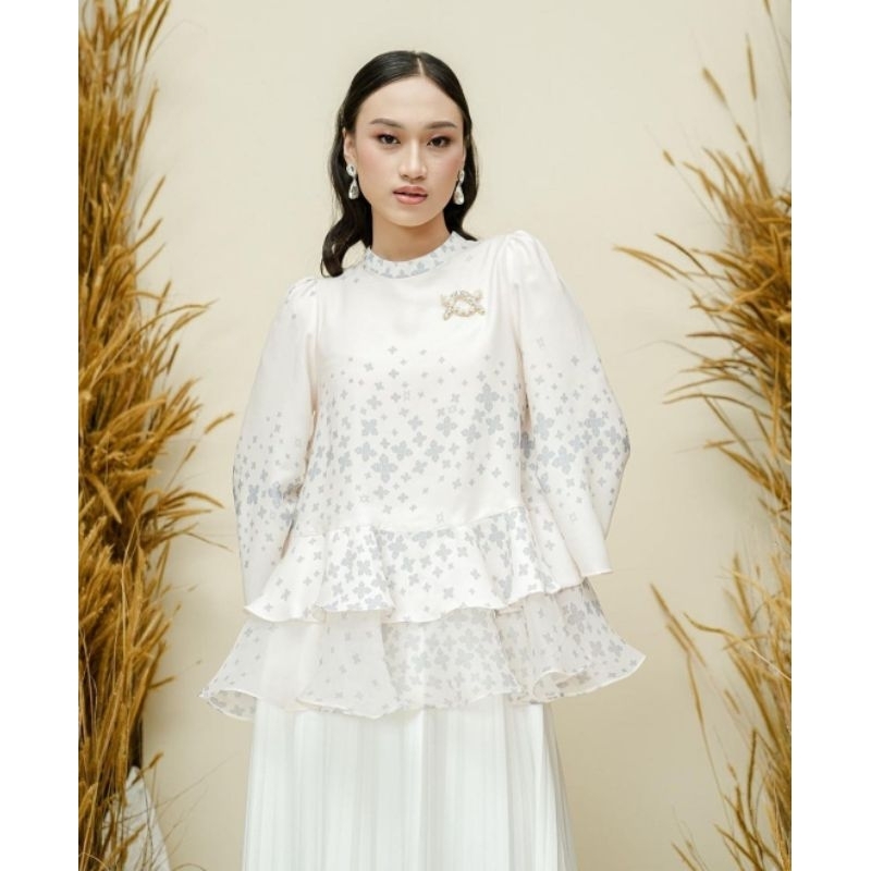 pandai Sikek andaya blouse wearing klamby new size L hrga jauh  d bawah tag saja