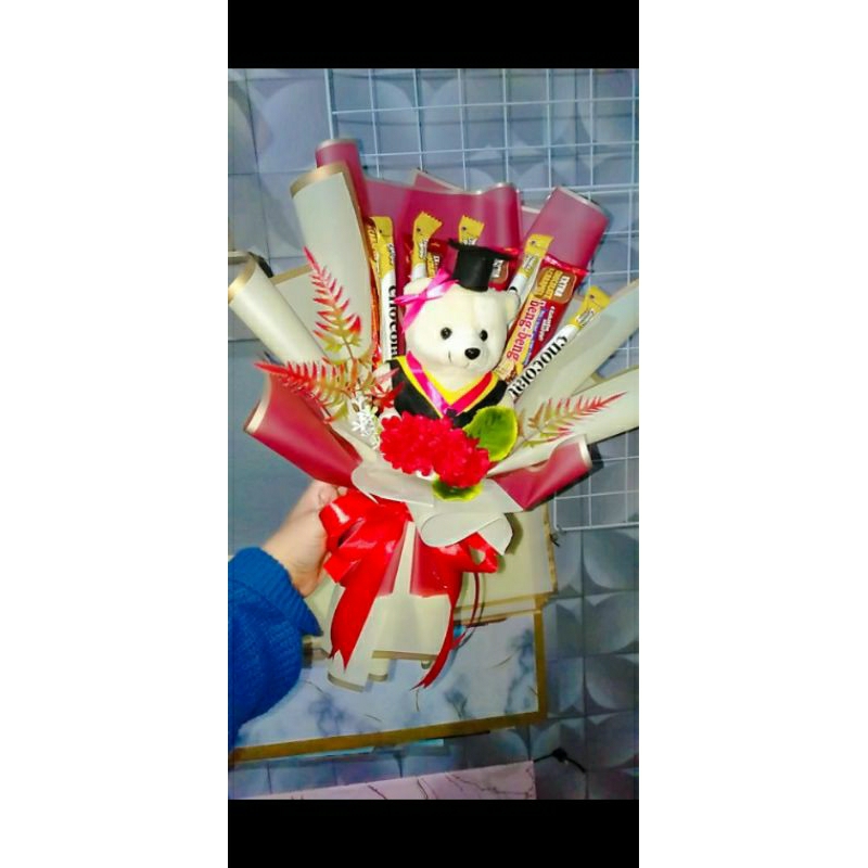 Bucket Snack Boneka wisuda