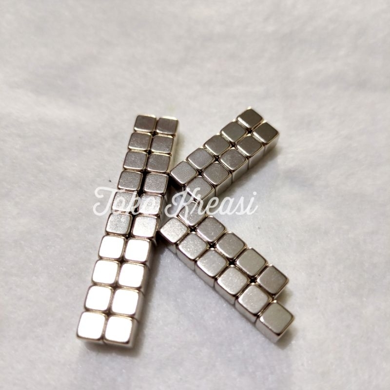 Magnet neodymium / magnet kuat (strong magnet) / magnet putih / kubus 5mmx5mmx5mm