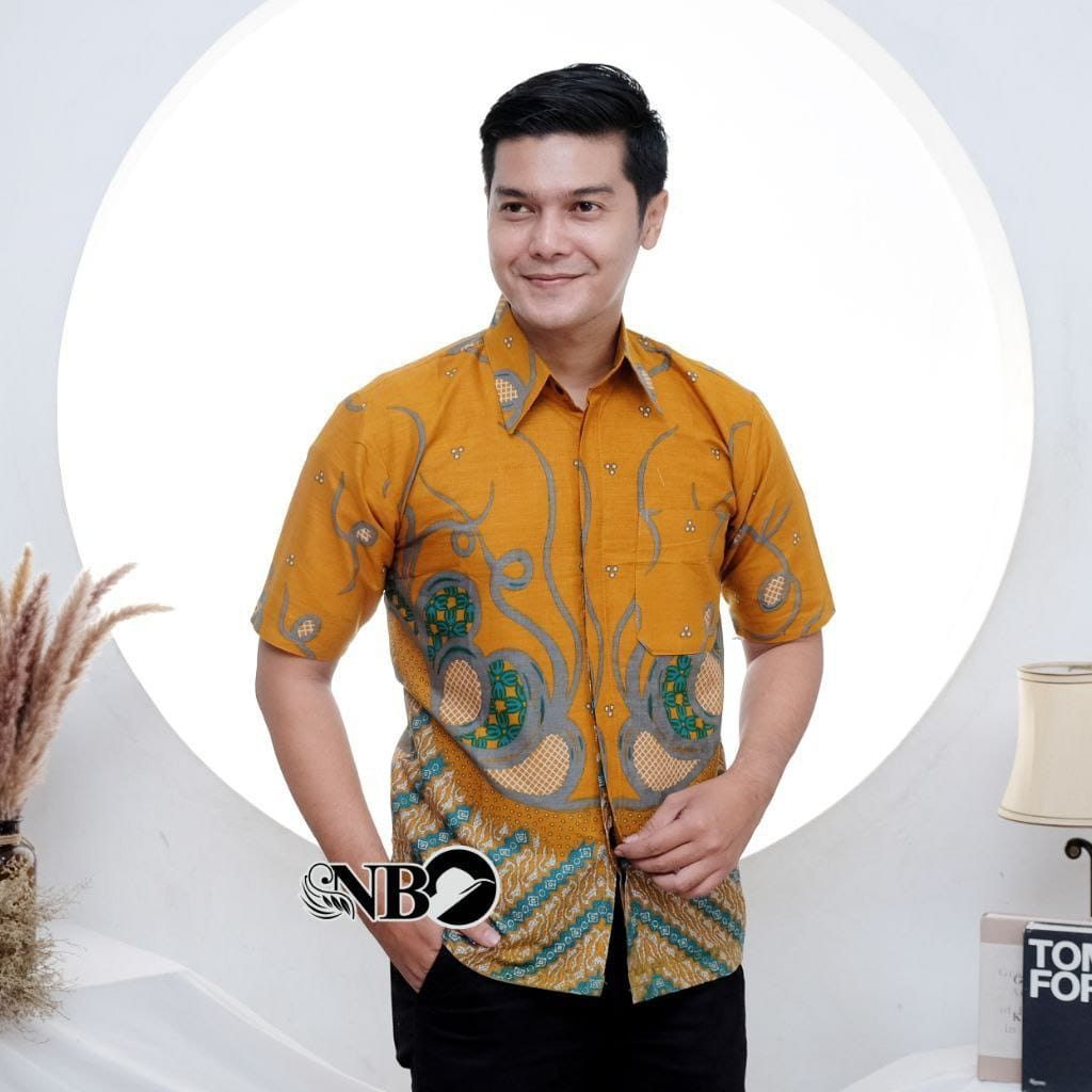 Batik Pria Lengan Pendek Premium BATIK AZMIL HRB026 motif KERATONAN Kode 002 size M L XL XXL