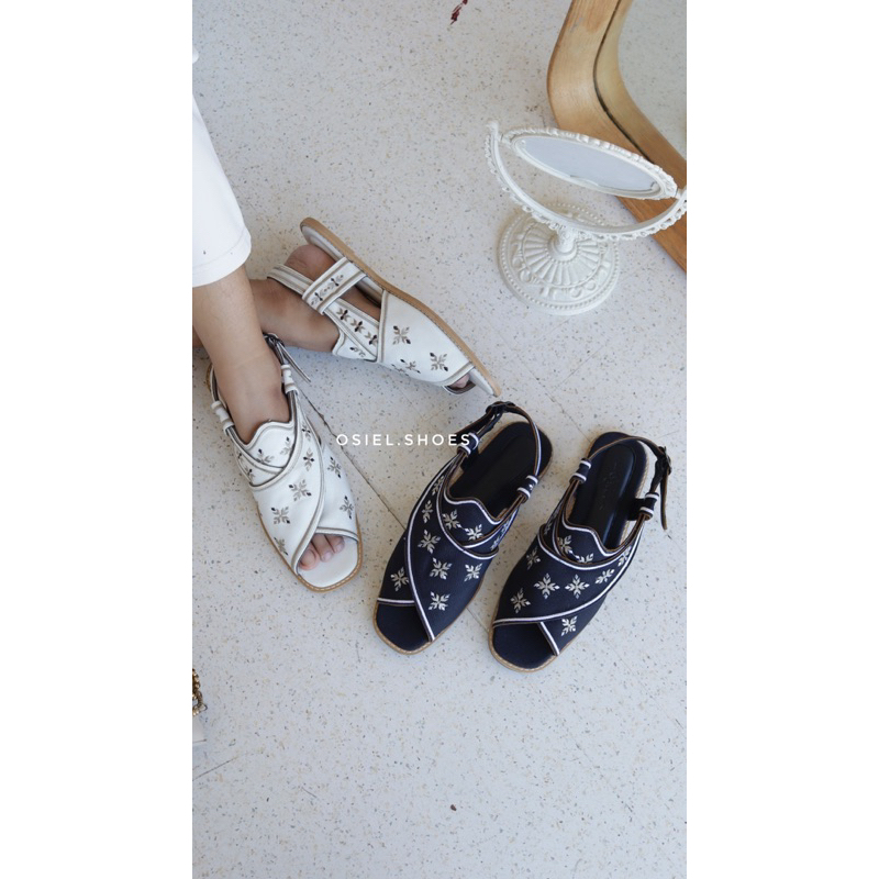 OSIEL | Smoliv sandals |Sandal wanita