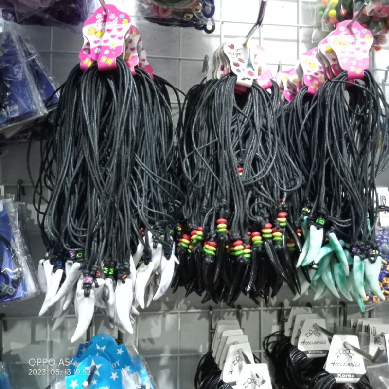 Kalung jalu/kalung mainan/kalung gaul